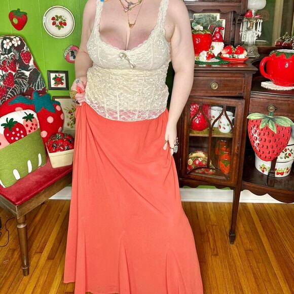 Plus size vintage gorgeous vibrant orange pleated maxi skirt - Picture 1 of 5